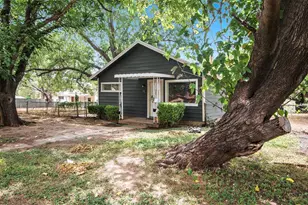 1111 St Edwards St, Fort Worth, TX 76114 - Photo 2