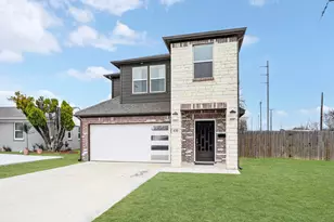 430 Davidson St, Garland, TX 75040 - Photo 2