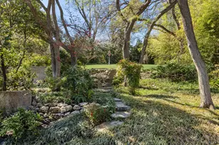 2100 Indian Creek Dr, Westover Hills, TX 76107 - Photo 30