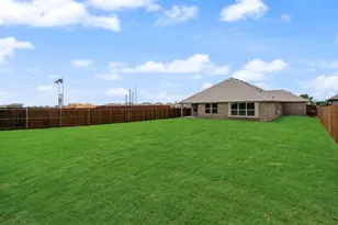 288 Coronado Ct, Granbury, TX 76048 - Photo 18