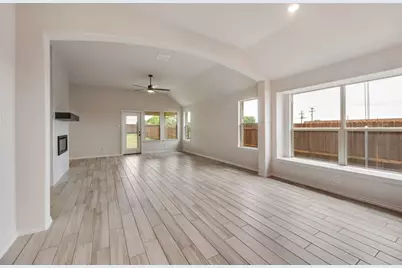 288 Coronado Court, Granbury, TX 76048 - Photo 10