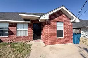204 West Lamar St, Palmer, TX 75152 - Photo 2