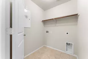 9124 Wayne St, Cross Roads, TX 76227 - Photo 8