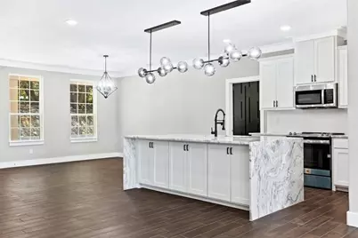 2129 Christine Drive, Granbury, TX 76048 - Photo 8