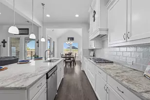 1605 Furrow Ln, Mansfield, TX 76063 - Photo 12