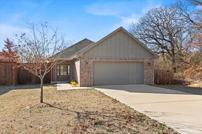 508 Good John Street, Collinsville, TX 76233 - Photo 2