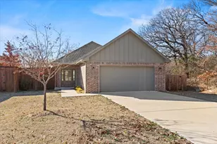 508 Goodjohn St, Collinsville, TX 76233 - Photo 2