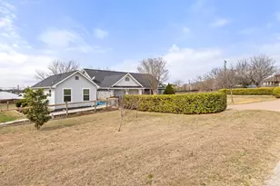 117 Marys Ln, Weatherford, TX 76086 - Photo 2