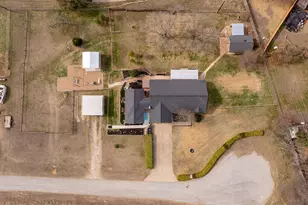 117 Marys Ln, Weatherford, TX 76086 - Photo 40