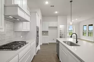 389 Paddle Boat Dr, Granbury, TX 76049 - Photo 6