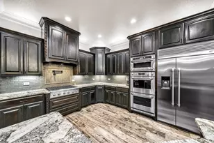 7839 Blanchard Way, Fort Worth, TX 76126 - Photo 6