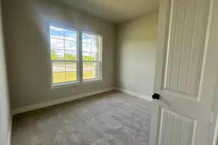 524 Lantana Dr, Weatherford, TX 76085 - Photo 10