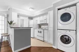 9839 Walnut St, Dallas, TX 75243 - Photo 8