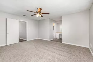 1740 Cynthia Ln, Hurst, TX 76054 - Photo 10