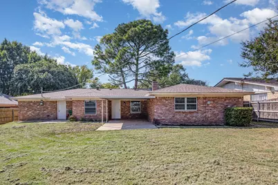 1740 Cynthia Lane, Hurst, TX 76054 - Photo 18