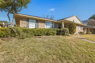 7651 La Bolsa Dr, Dallas, TX 75248 - Photo 2