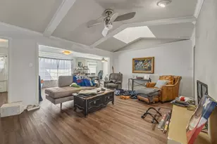 7651 La Bolsa Dr, Dallas, TX 75248 - Photo 12