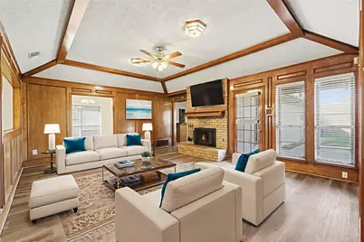 2213 Trinity Springs Drive, Carrollton, TX 75007 - Photo 6