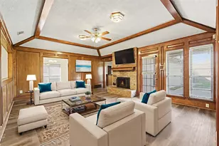 2213 Trinity Springs Dr, Carrollton, TX 75007 - Photo 6