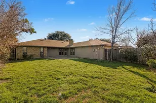 2213 Trinity Springs Dr, Carrollton, TX 75007 - Photo 30