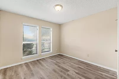 2213 Trinity Springs Drive, Carrollton, TX 75007 - Photo 26