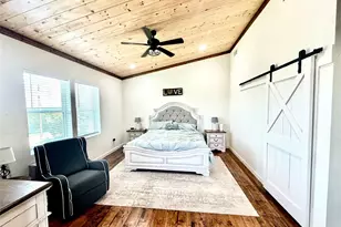 200 Peninsula Ct, Bluff Dale, TX 76433 - Photo 14