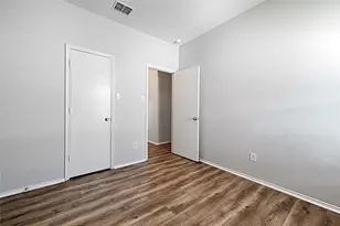 7935 Kansas Ave, Dallas, TX 75241 - Photo 4