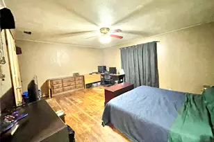209 N Bowie St, Jacksboro, TX 76458 - Photo 20
