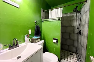 209 N Bowie St, Jacksboro, TX 76458 - Photo 16