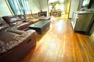 209 N Bowie St, Jacksboro, TX 76458 - Photo 4