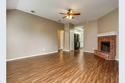 129 Lipan Street, Greenville, TX 75402 - Photo 6