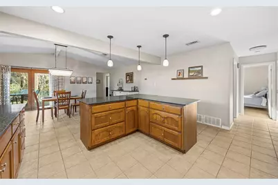 919 Mockingbird Drive, Grapevine, TX 76051 - Photo 22