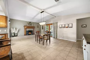 919 Mockingbird Dr, Grapevine, TX 76051 - Photo 24