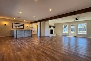 55 SE 31st St, Paris, TX 75460 - Photo 2