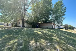 1602 Archery Ln, Garland, TX 75044 - Photo 4