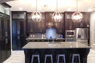 204 Jermyn Ave, Jermyn, TX 76459 - Photo 2