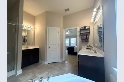 15026 Blakehill Drive, Frisco, TX 75035 - Photo 18