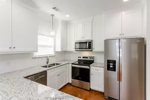 910 W Knox St, Ennis, TX 75119 - Photo 36