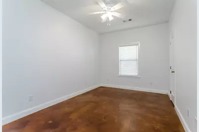 910 W Knox Street #B, Ennis, TX 75119 - Photo 22