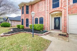 2112 Meadowview Dr, Corinth, TX 76210 - Photo 2