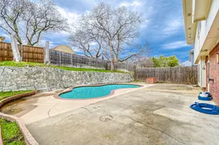 2112 Meadowview Dr, Corinth, TX 76210 - Photo 26