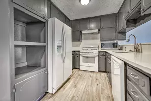 1505 W Lamar Blvd, Arlington, TX 76012 - Photo 8