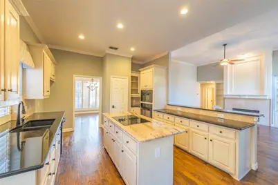 3913 Overlake Drive, Plano, TX 75023 - Photo 12