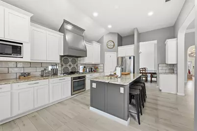 1801 Rim Rock Trail, Mansfield, TX 76063 - Photo 4