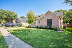 10520 Stoneside Trl, Fort Worth, TX 76244 - Photo 2