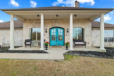 128 E Remuda Court, Fort Worth, TX 76108 - Photo 2