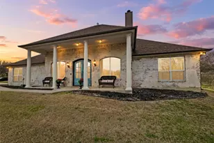 128 E Remuda Ct, Fort Worth, TX 76108 - Photo 2