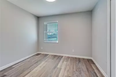 7724 Gaston Avenue, Benbrook, TX 76116 - Photo 20