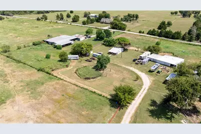 3024 Cr 0010 SW, Corsicana, TX 75110 - Photo 4