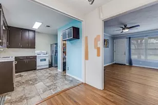 3217 Santa Teresa Ave, Dallas, TX 75228 - Photo 4